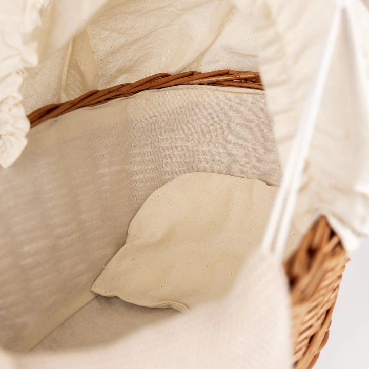 PRAM WICKER EGGSHELL