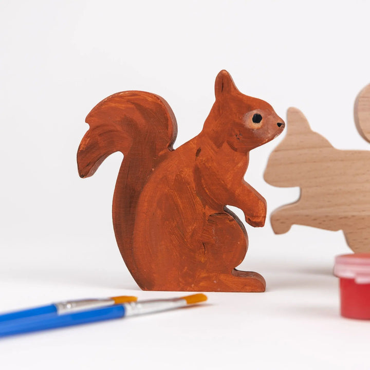 WOODEN SQUIRRELS TO PAINT
