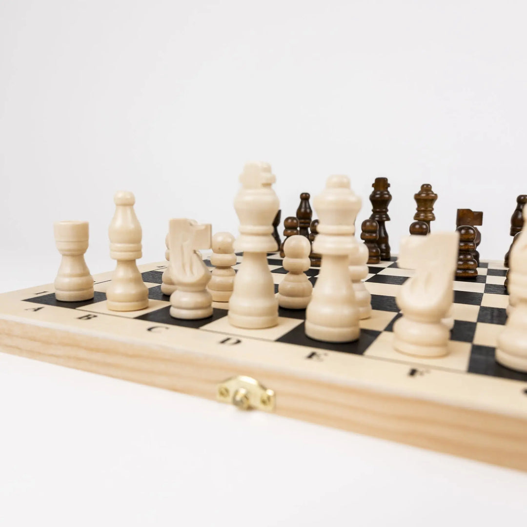 CHESS GAME WOOD