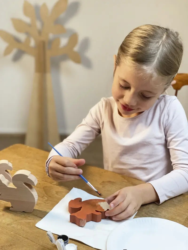 WOODEN SQUIRRELS TO PAINT