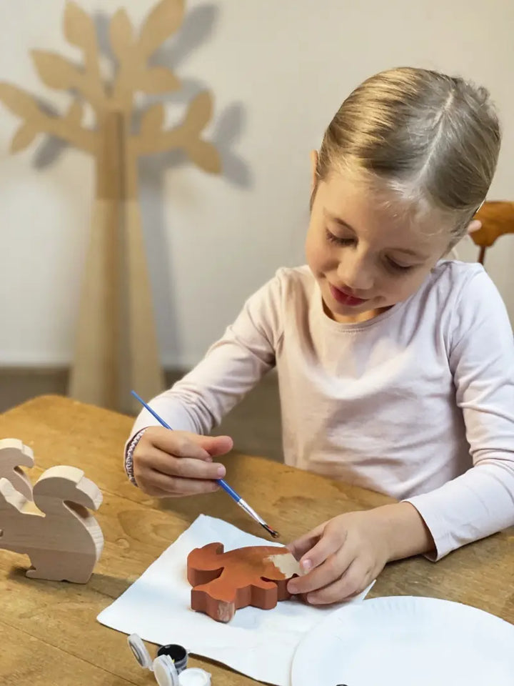 WOODEN SQUIRRELS TO PAINT