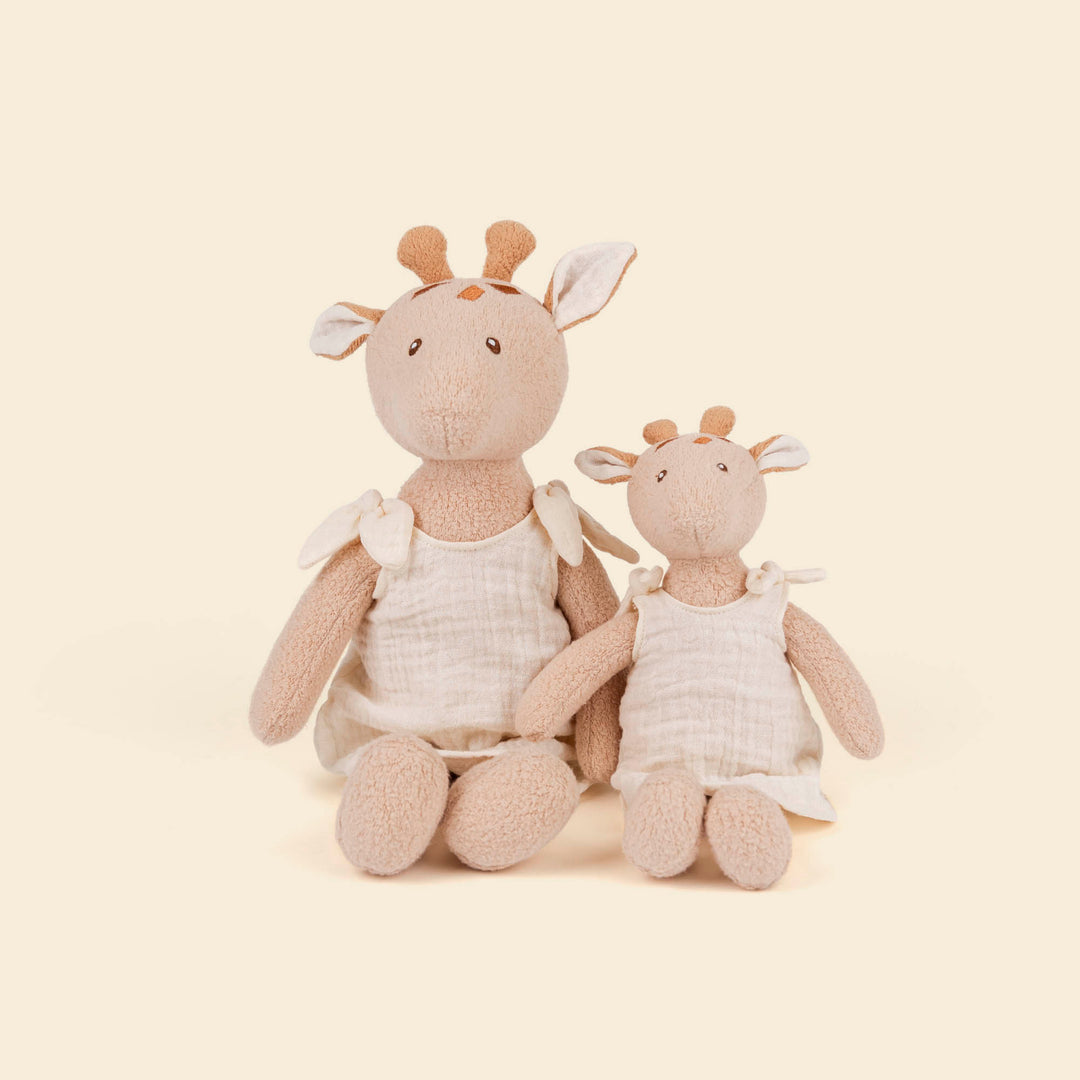 Leonie the Giraffe (small)