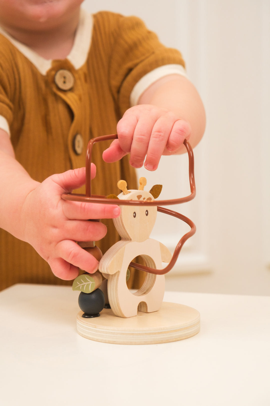 WOODEN WIRE GAME LEONIE