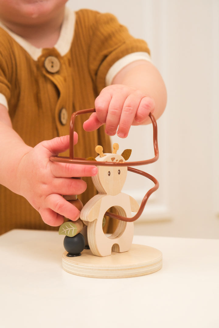 WOODEN WIRE GAME LEONIE