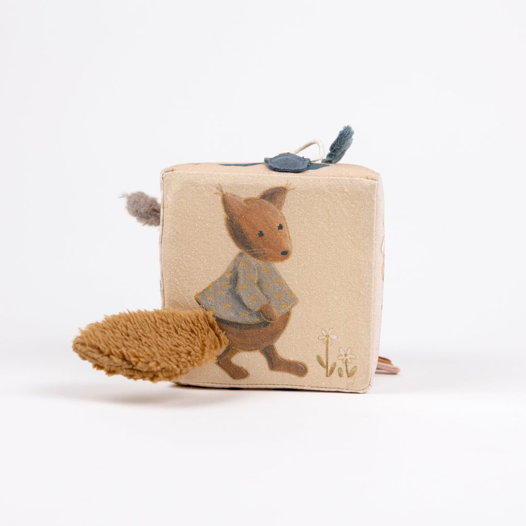 Magic Forest activity cube
