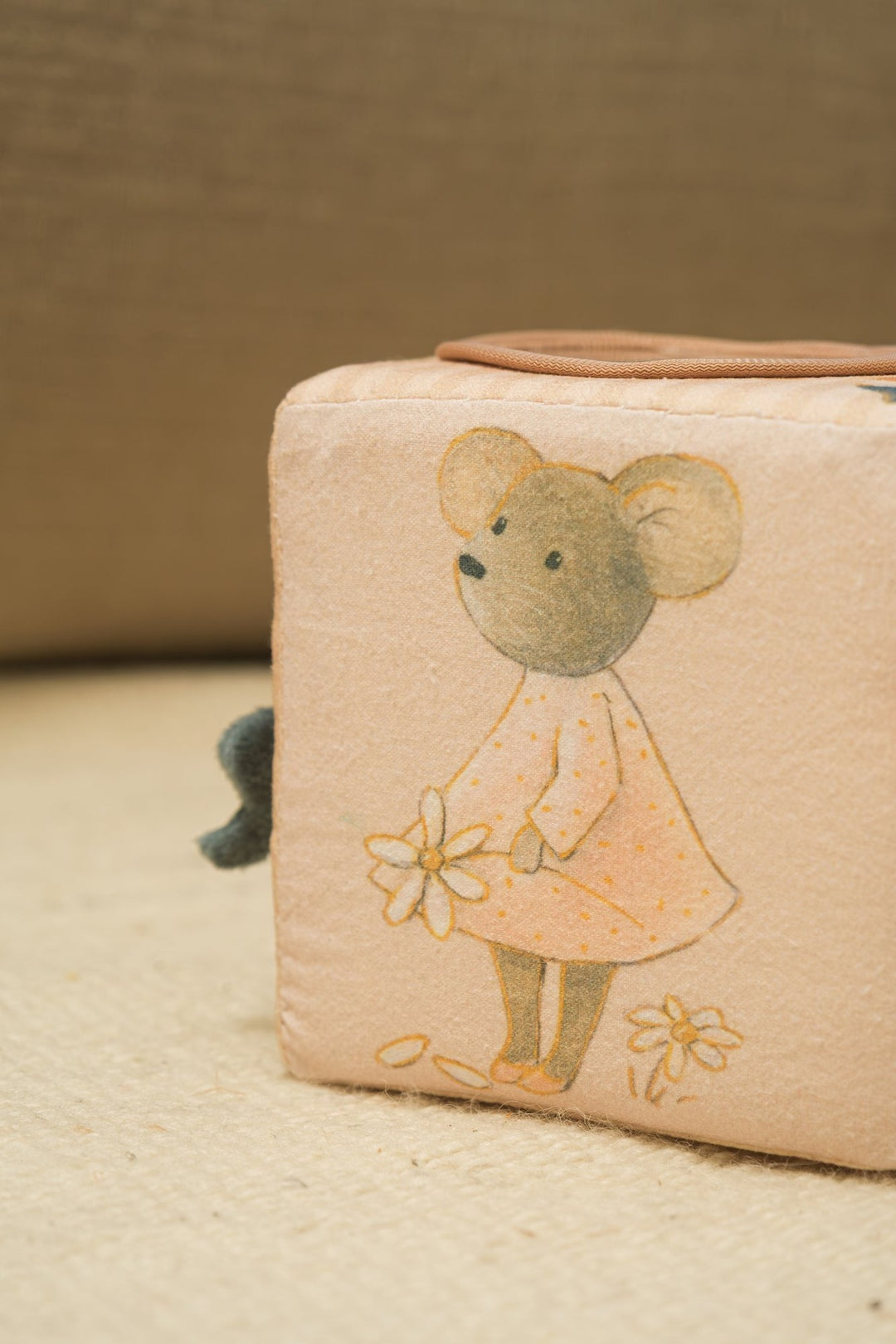 Magic Forest activity cube