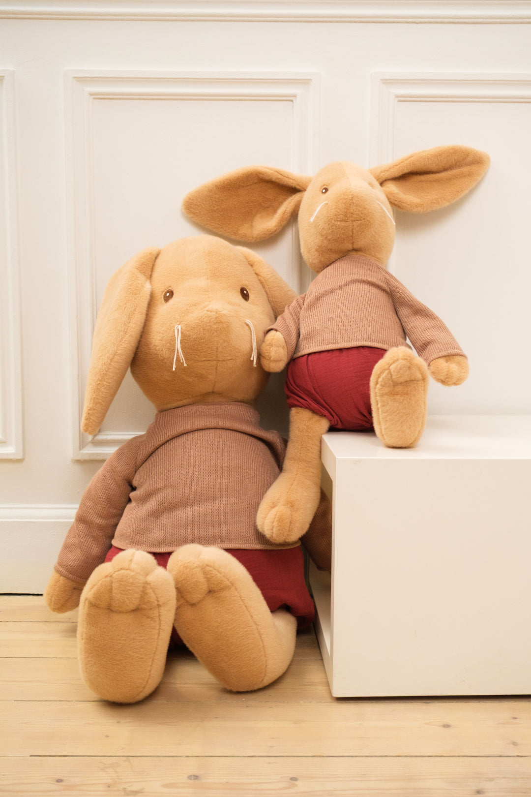 Lenny the Rabbit (medium 40 cm)
