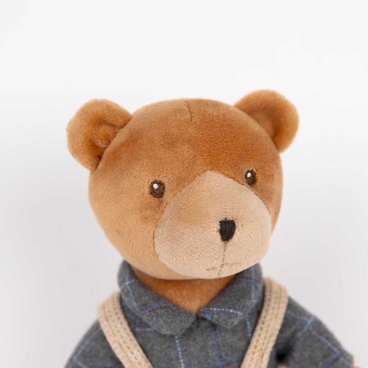 Oscar the Bear