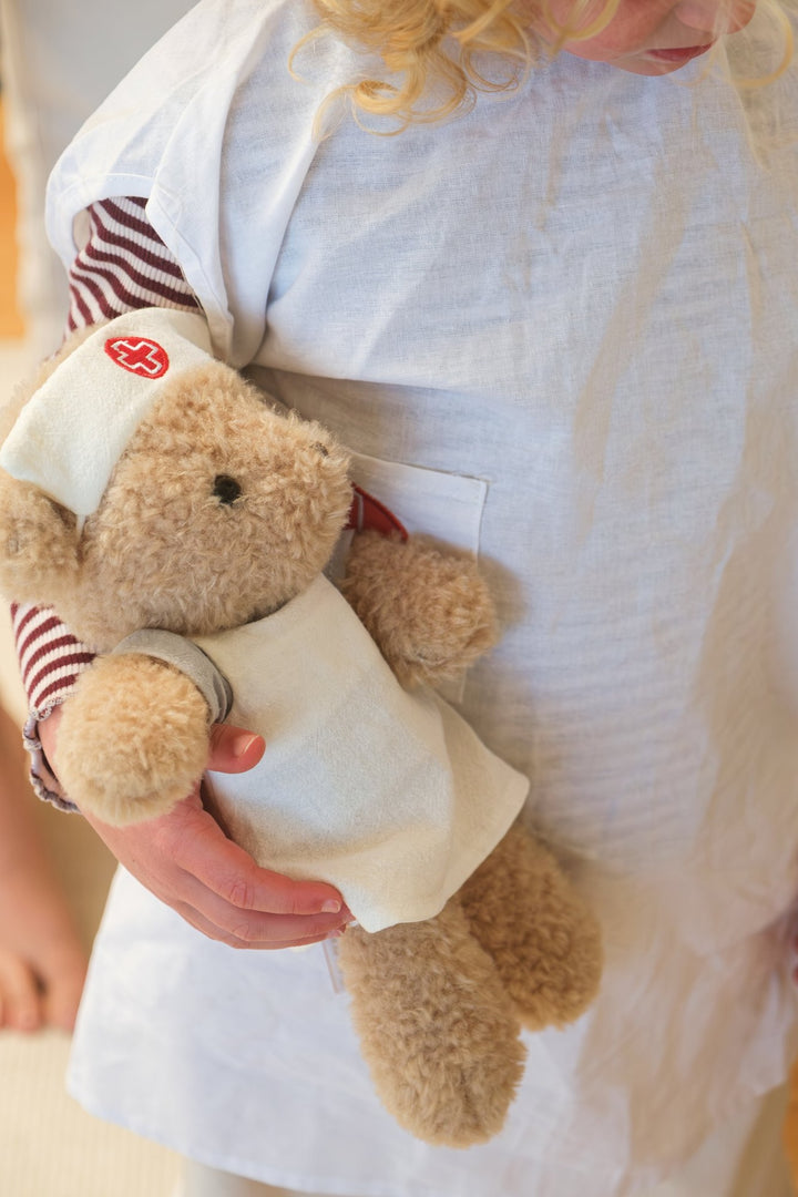 Nurse bear, gift box