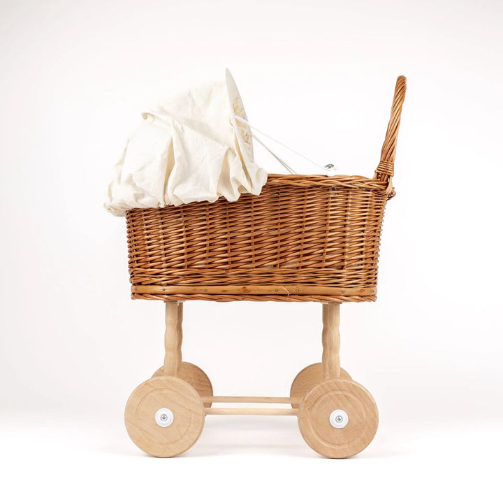 PRAM WICKER EGGSHELL