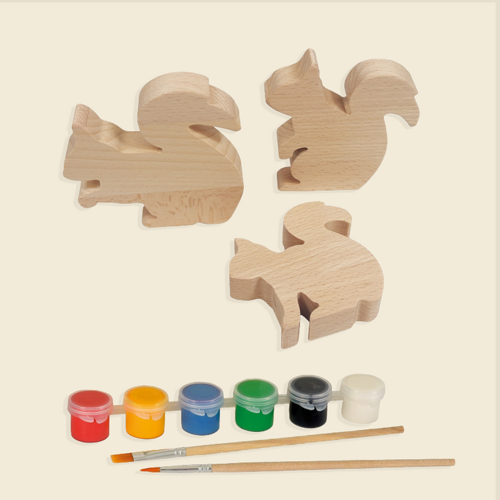 WOODEN SQUIRRELS TO PAINT