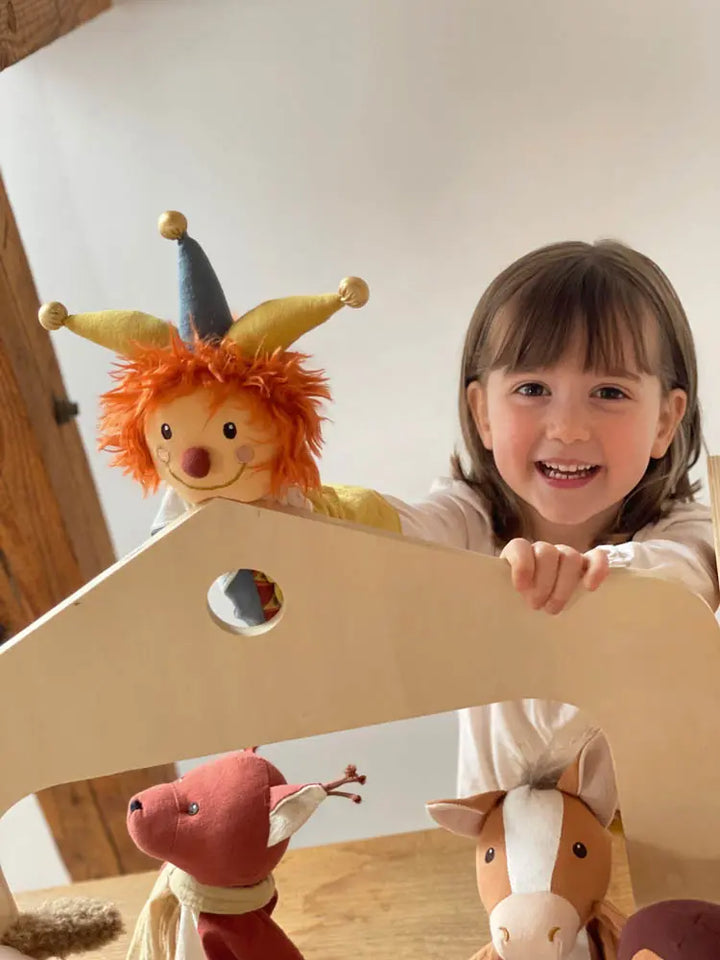 HANDPUPPET HORSE