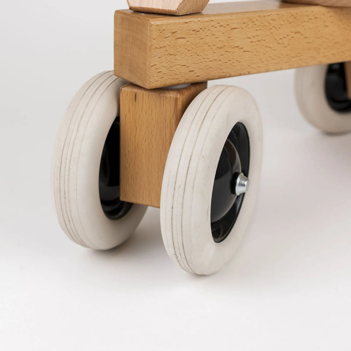 WOODEN SIT AND RIDE