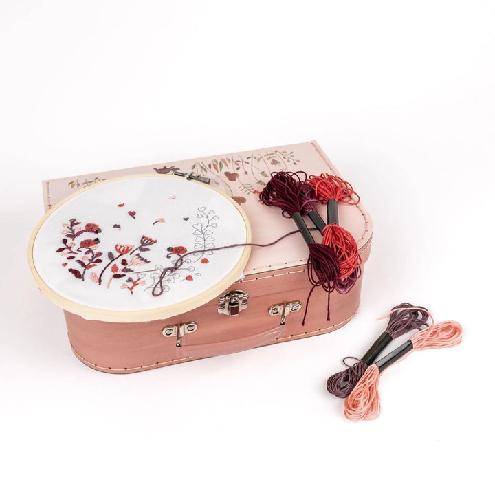 EMBROIDERY KIT LADYBUGS
