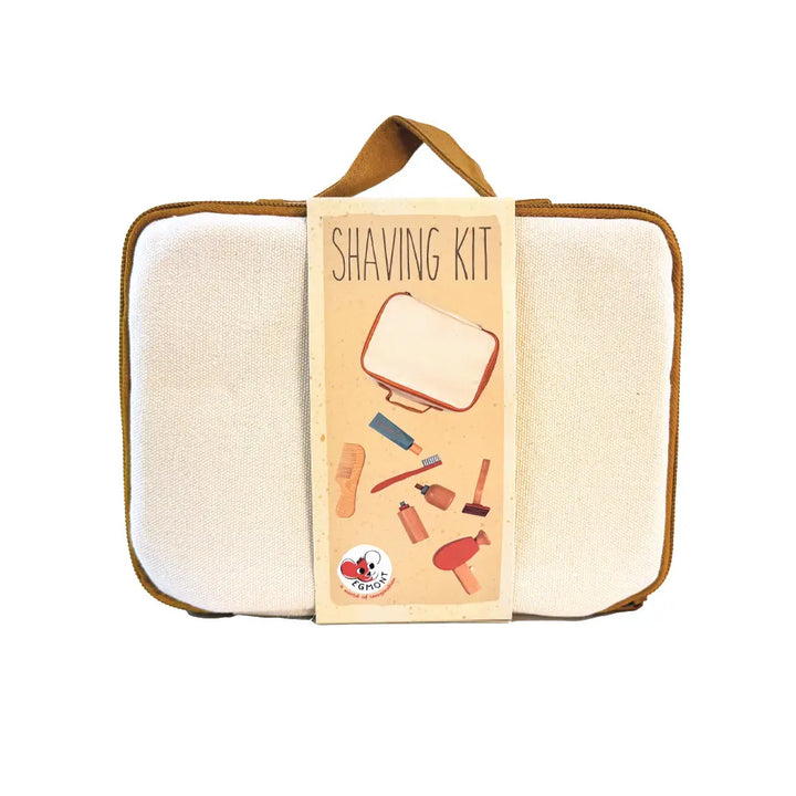 SHAVING KIT IN A FABRIC CASE