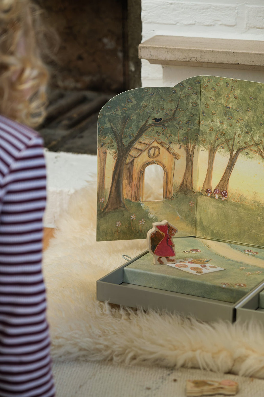 Fairy tales game with wooden figurines