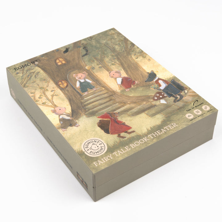 Fairy tales game with wooden figurines
