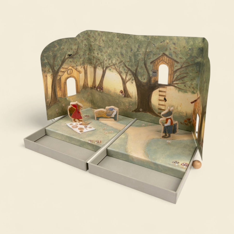 Fairy tales game with wooden figurines