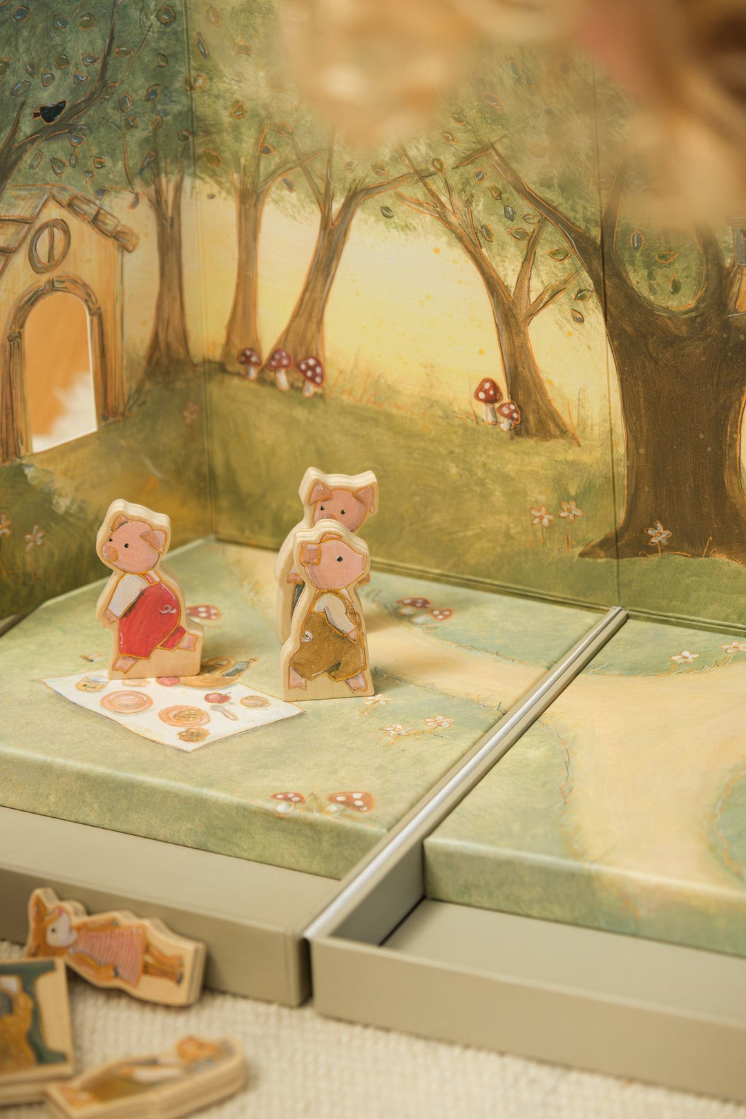 Fairy tales game with wooden figurines