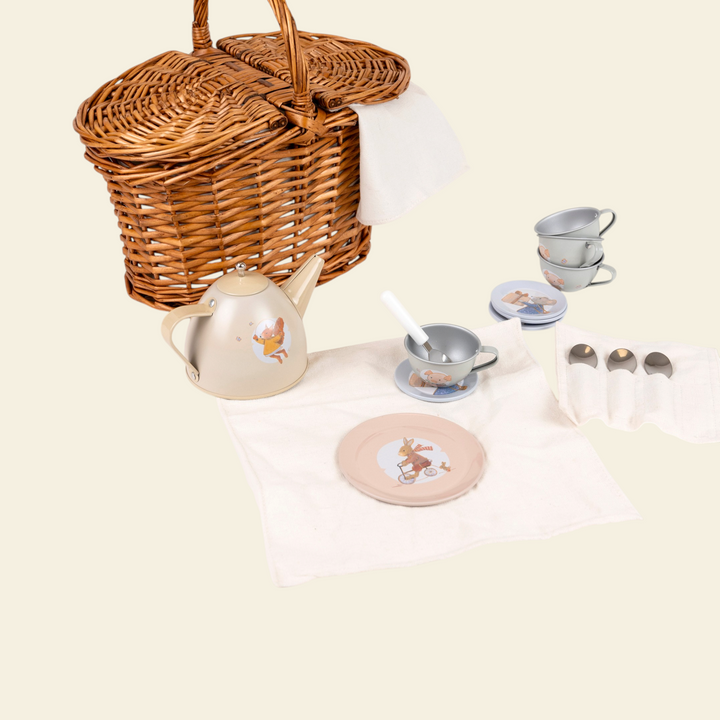 Friends tin tea set in a basket