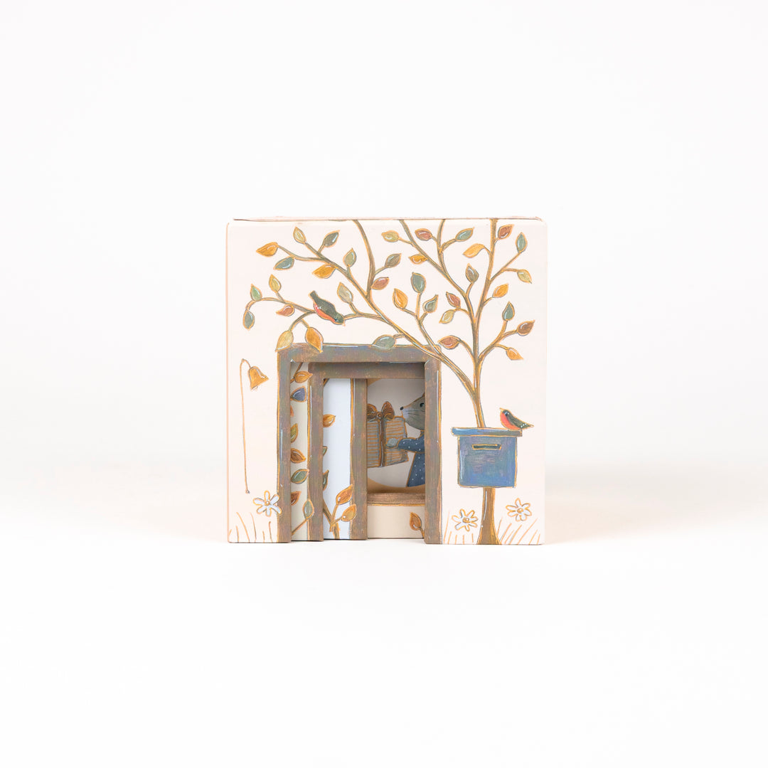 CUBE HOUSE - LENNY THE RABBIT