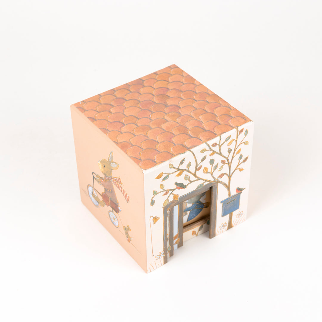 CUBE HOUSE - LENNY THE RABBIT