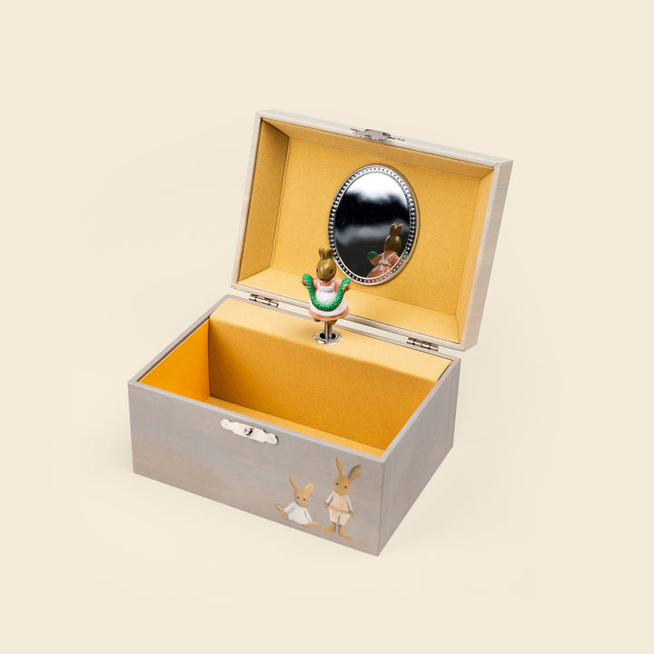 Anniversary musical jewellery box