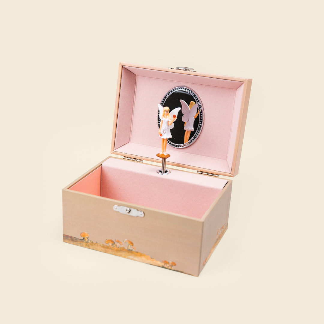 Squirrel musical jewellery box