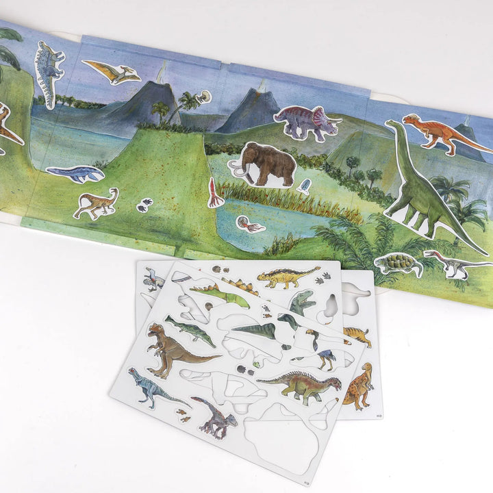 MAGNETIC GAME DINOSAUR