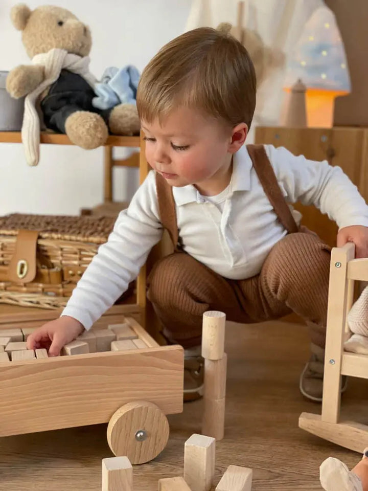 PULL ALONG TRUCK WITH WOOD