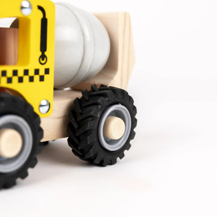 CEMENT MIXER