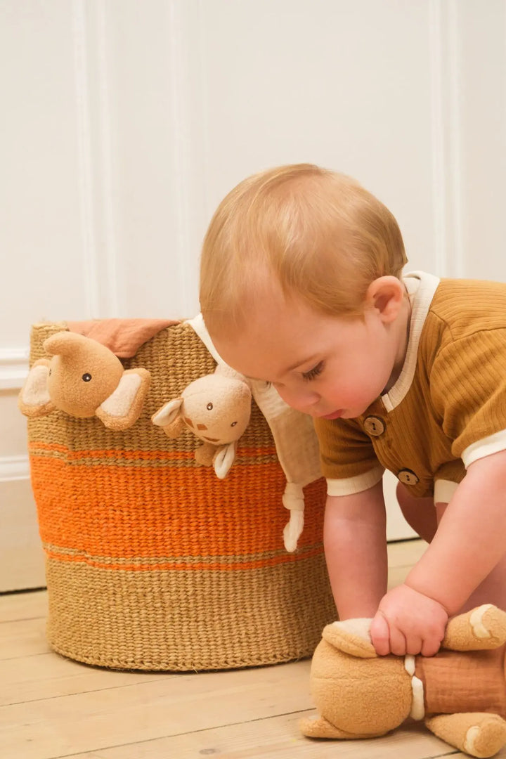 Leonie the giraffe doudou and rattle gift set