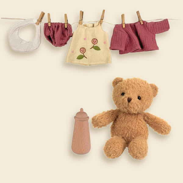 Morrissette bear with clothesline