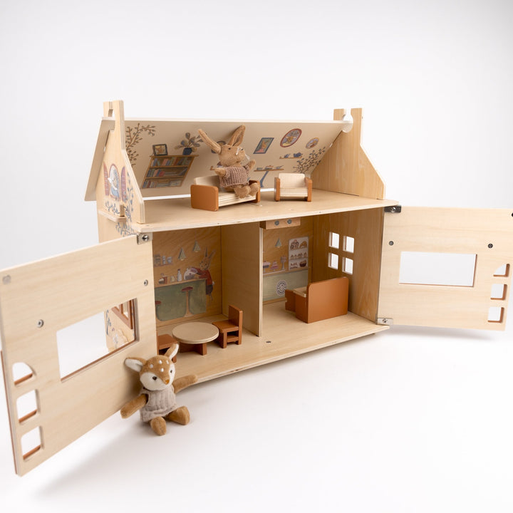 Coffee house and bakery with miniature friends
