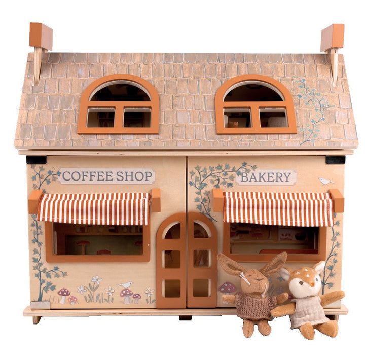 Coffee house and bakery with miniature friends
