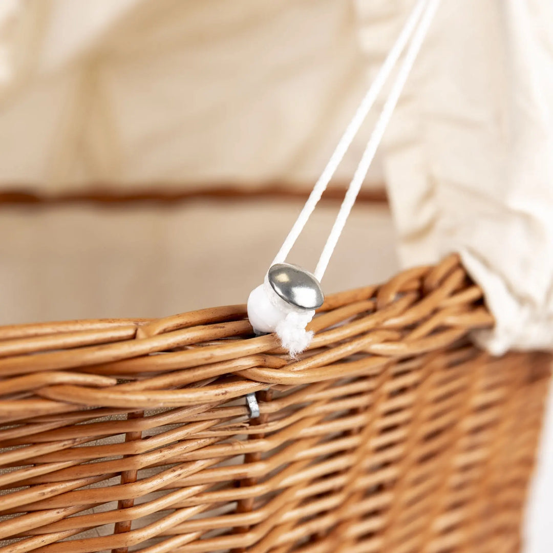 PRAM WICKER EGGSHELL