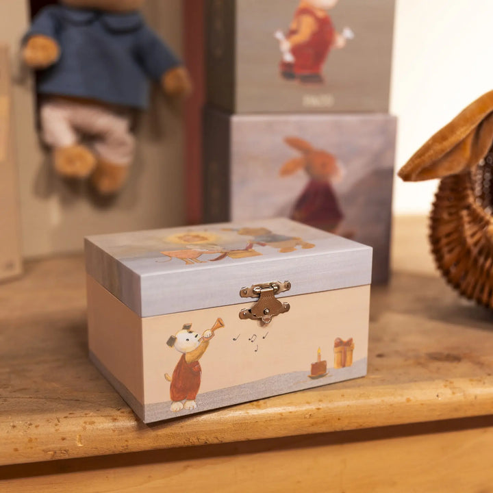 MUSICAL JEWELRY BOX FRIENDS
