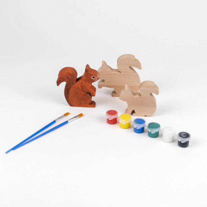 WOODEN SQUIRRELS TO PAINT
