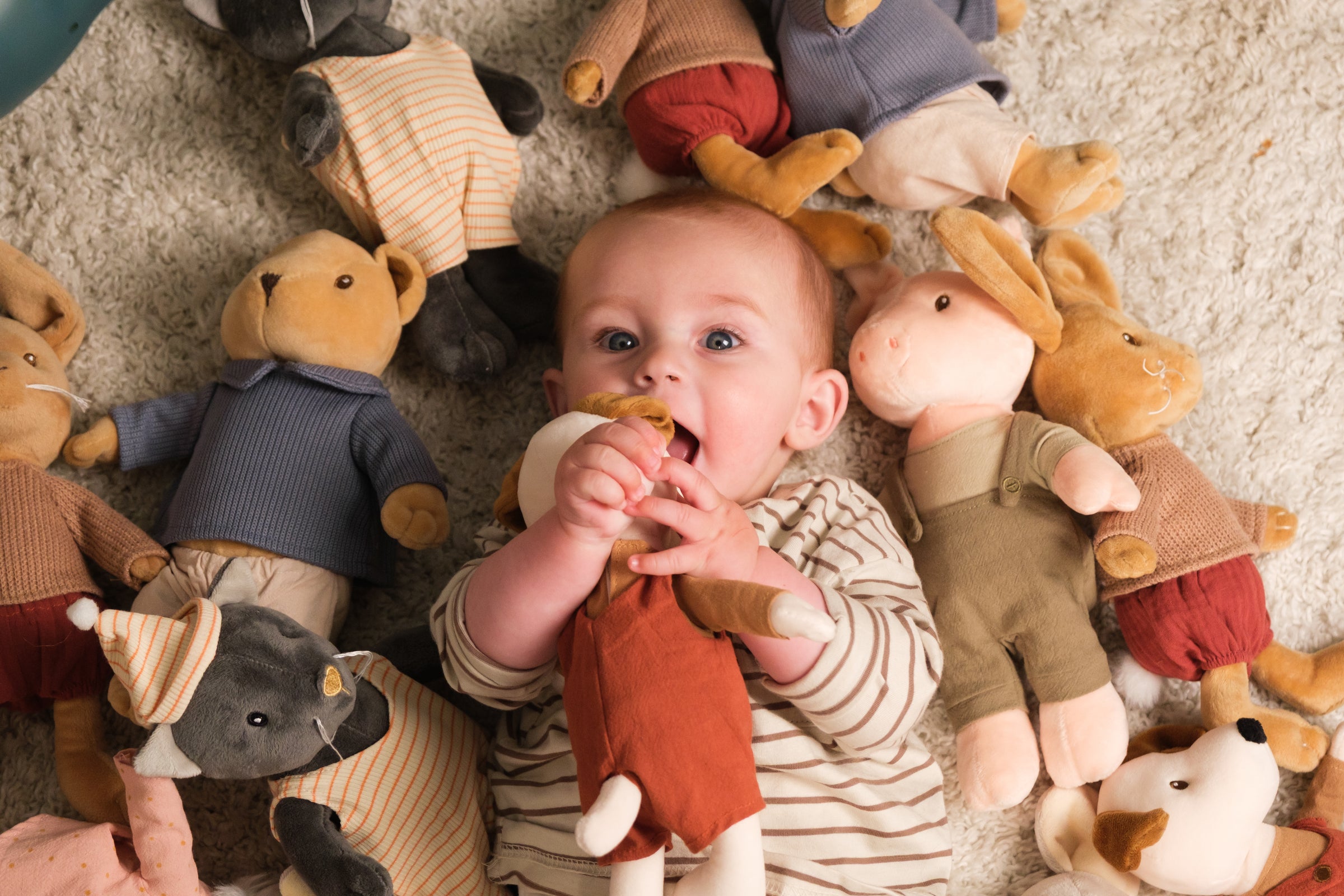 Egmont Toys Alexis Bear - lifestyle 2