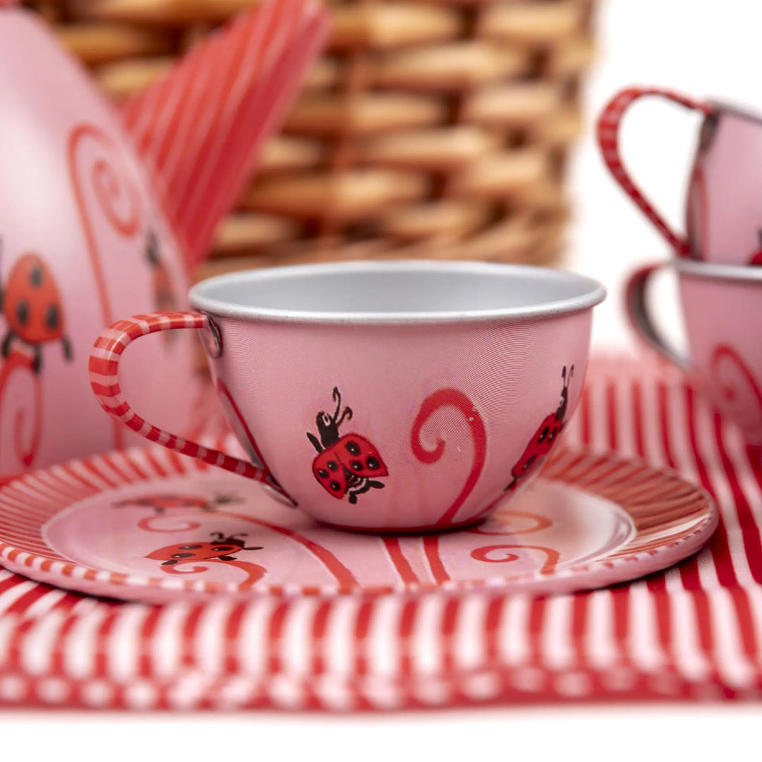 TIN TEA SET LADYBUG BASKET
