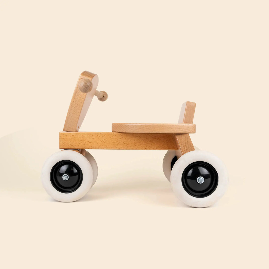 WOODEN SIT AND RIDE