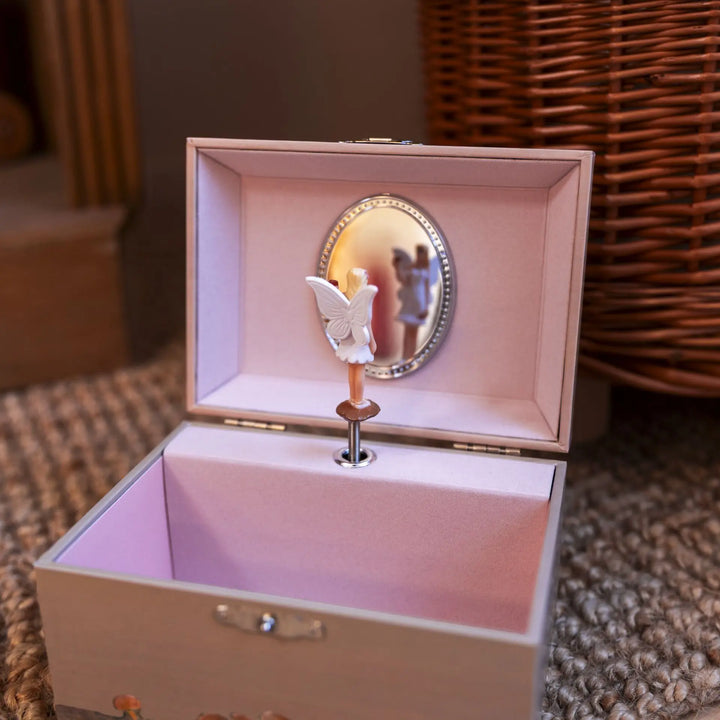 MUSICAL JEWELRY BOX SQUIRREL
