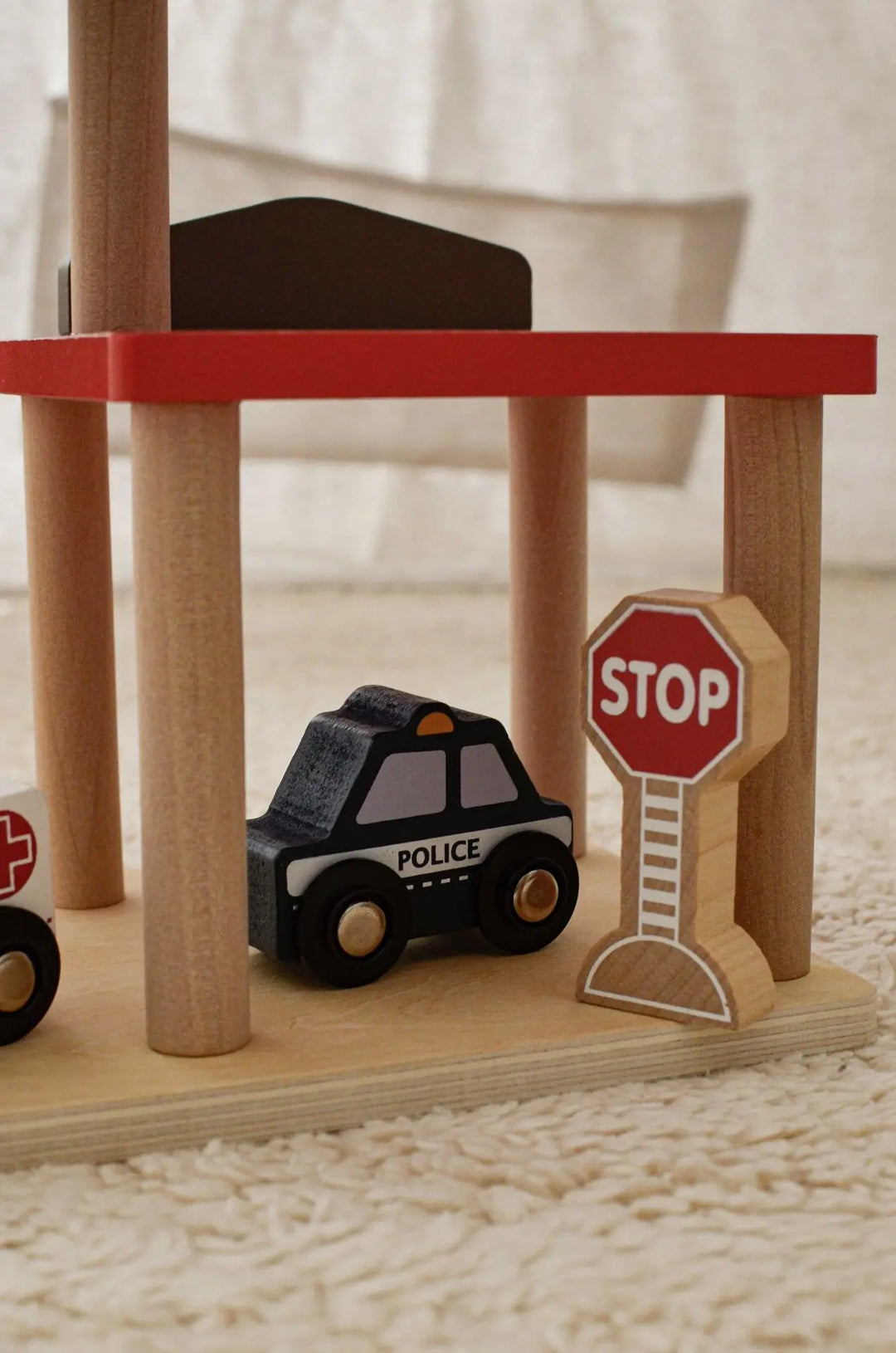 GARAGE WITH CARS