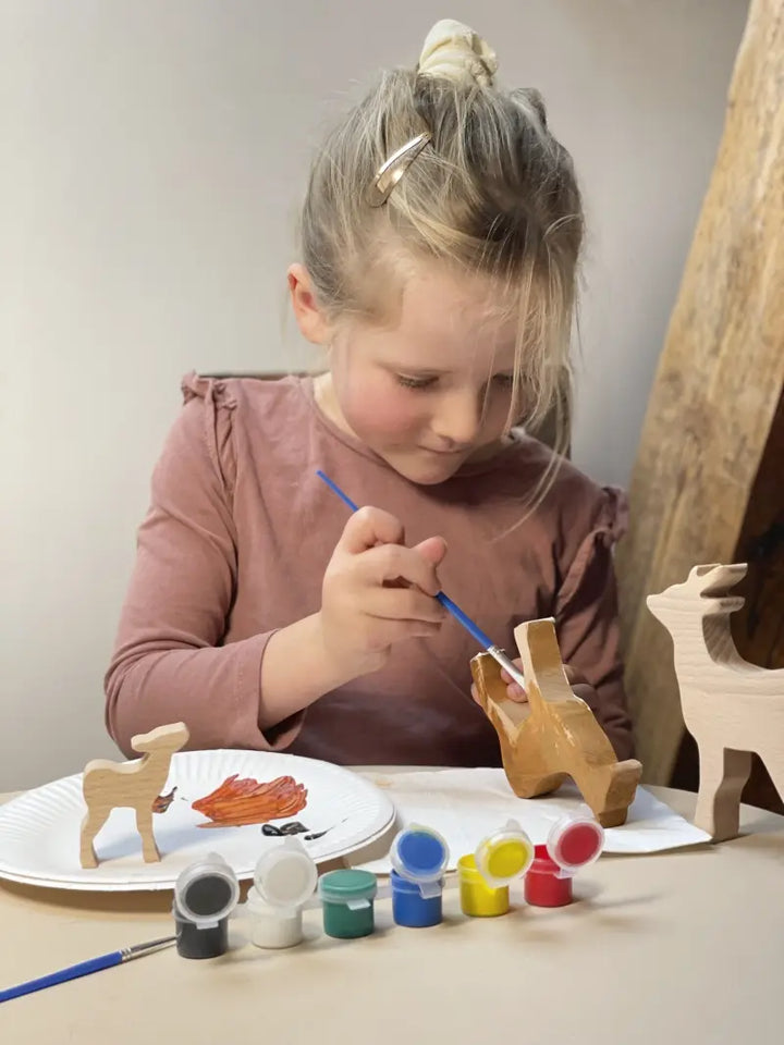 WOODEN DEER TO PAINT