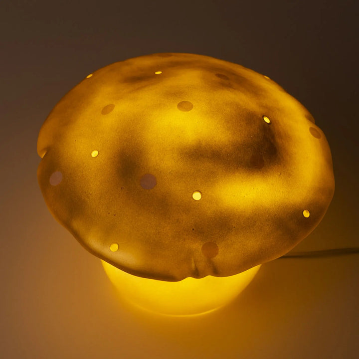 LAMP MUSHROOM MEDIUM GOLD