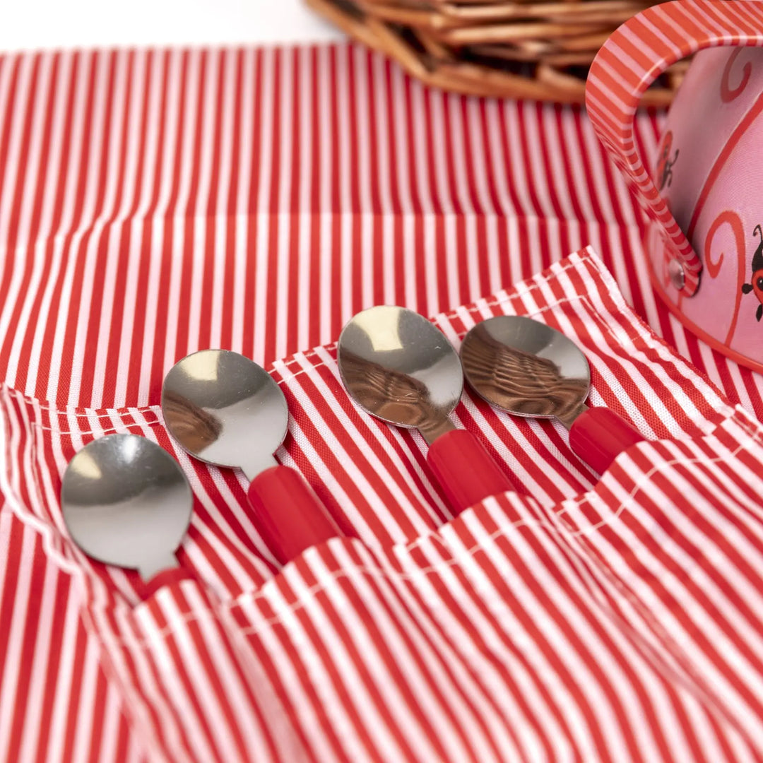 TIN TEA SET LADYBUG BASKET