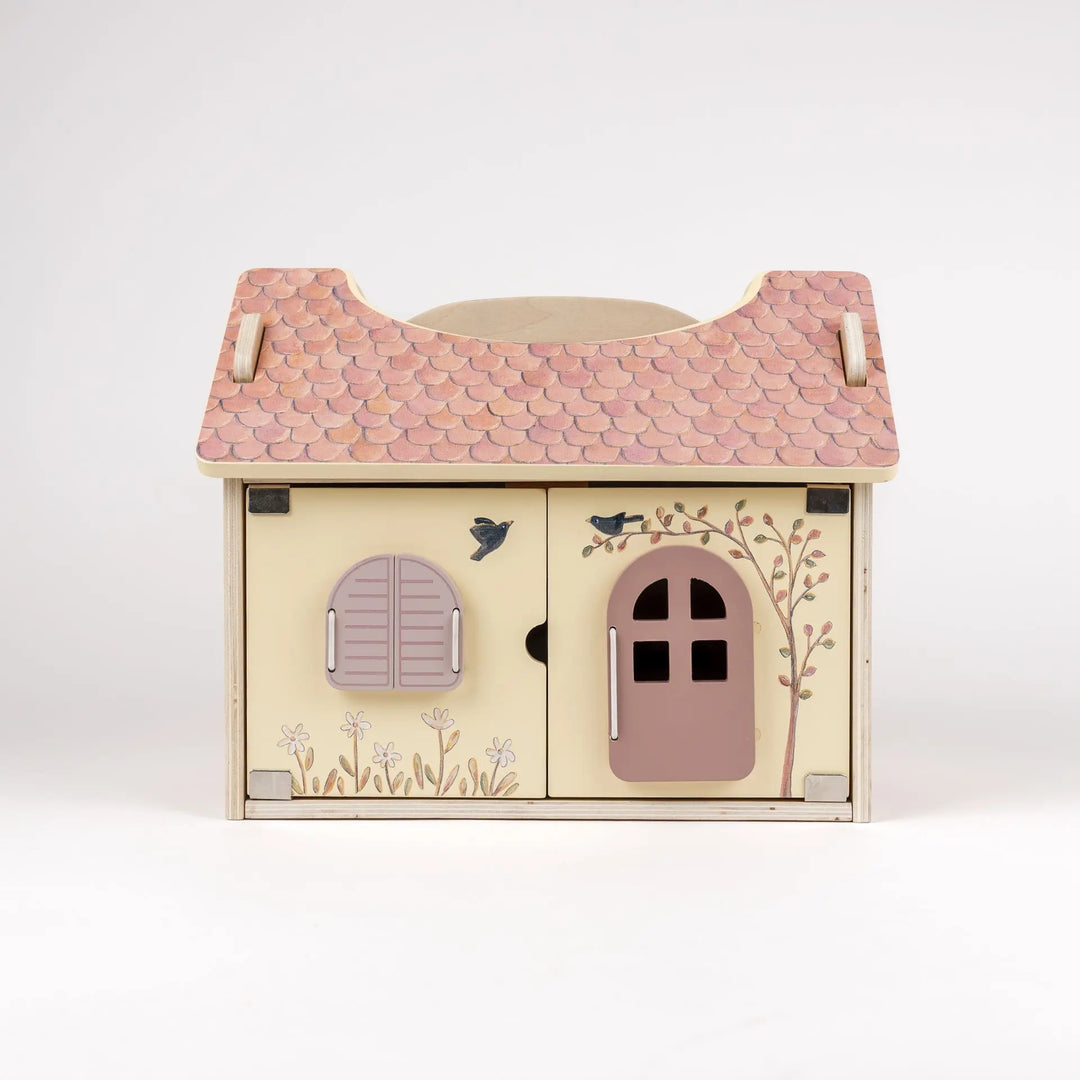 DOLL HOUSE WITH BEARS