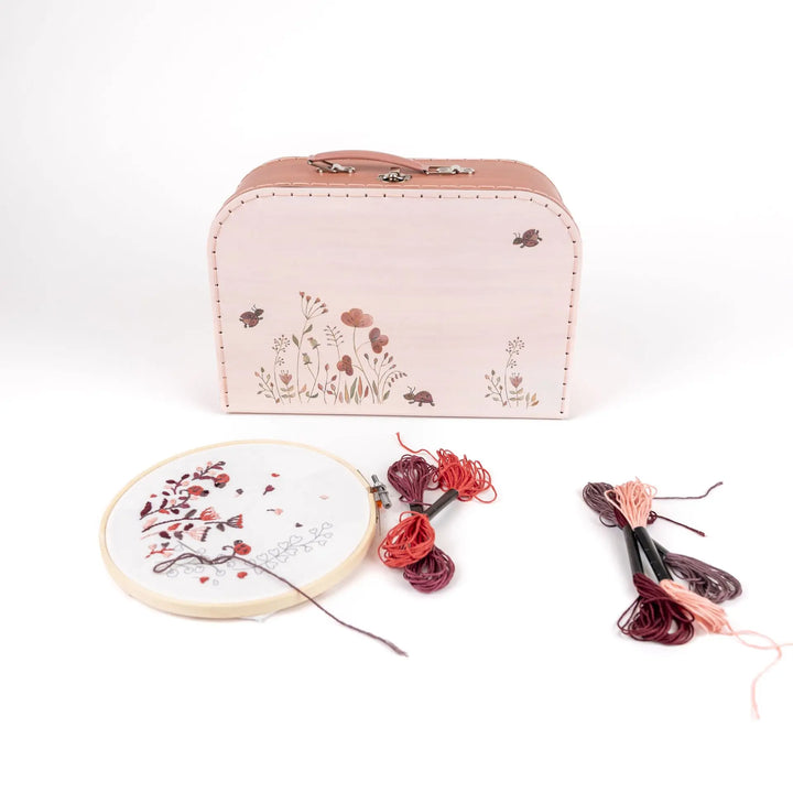 EMBROIDERY KIT LADYBUGS