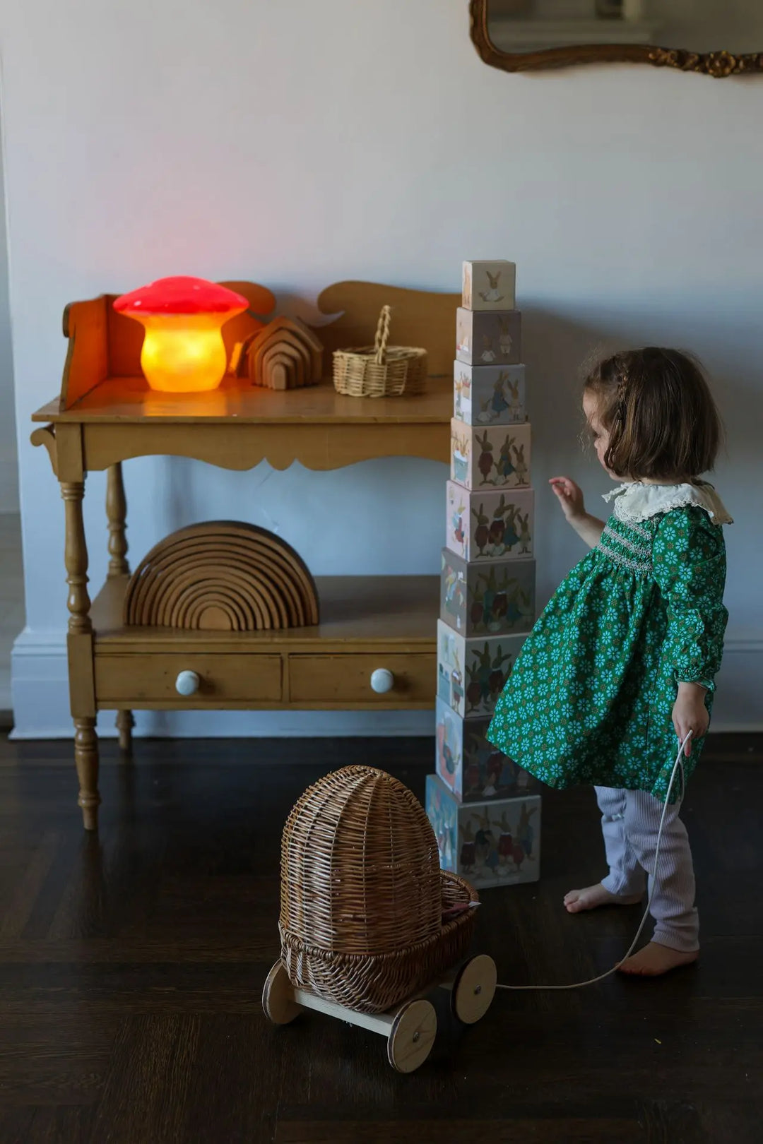 LAMP MUSHROOM MEDIUM RED
