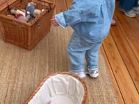 WICKER CRADLE WITH KNITT